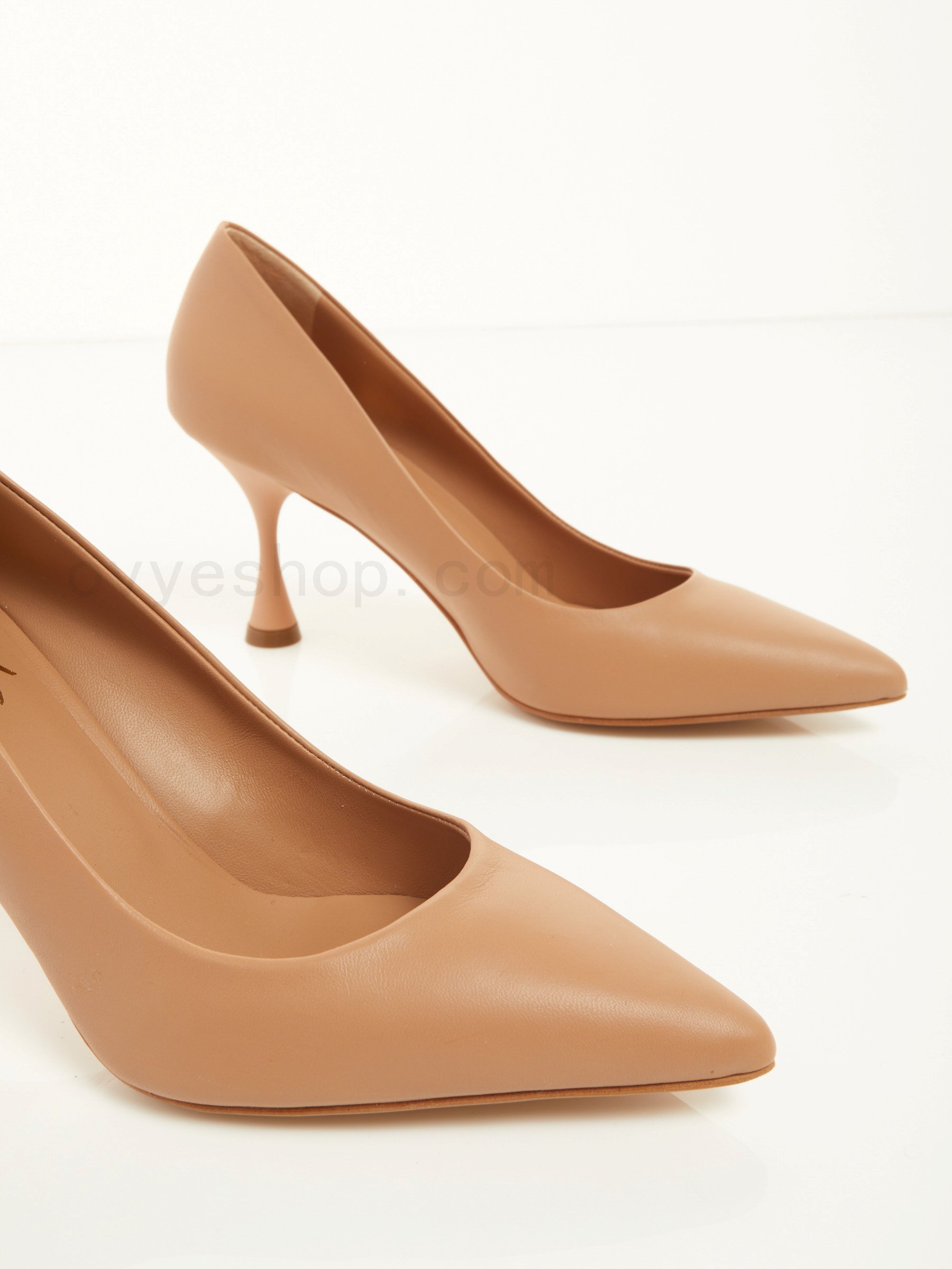 Leather Pump F0817885-0614 scarpe ovy&#232; outlet